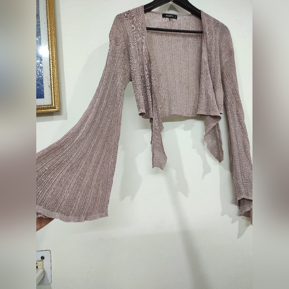 Rose golden Shrug cum Wrap top - Picture 5 of 15